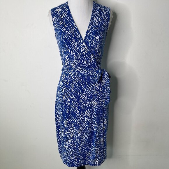 Diane Von Furstenberg Dresses & Skirts - Diane Von Furstenberg Women's Blue White V-Neck Wrap Sleeveless Dress Size 0